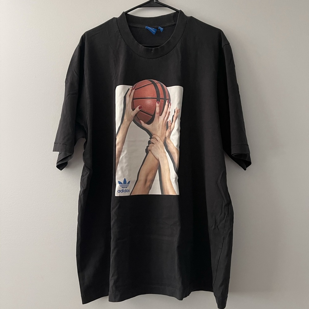 XL Black Adidas T-Shirt